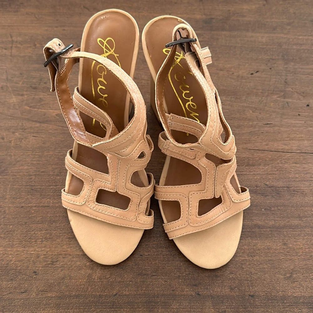 Rowen Tan Block Heel. Never worn.